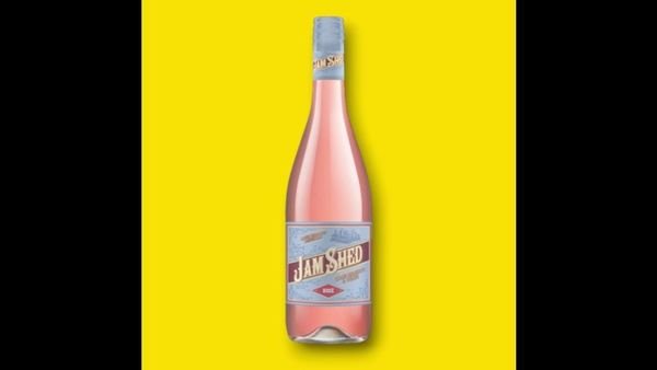 Rosé wine - bottle